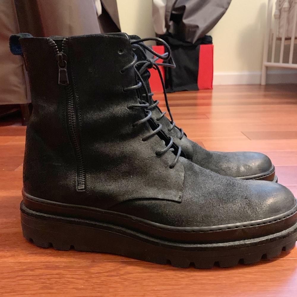 Men’s Vince Black Leather Edgar boots toe 10M